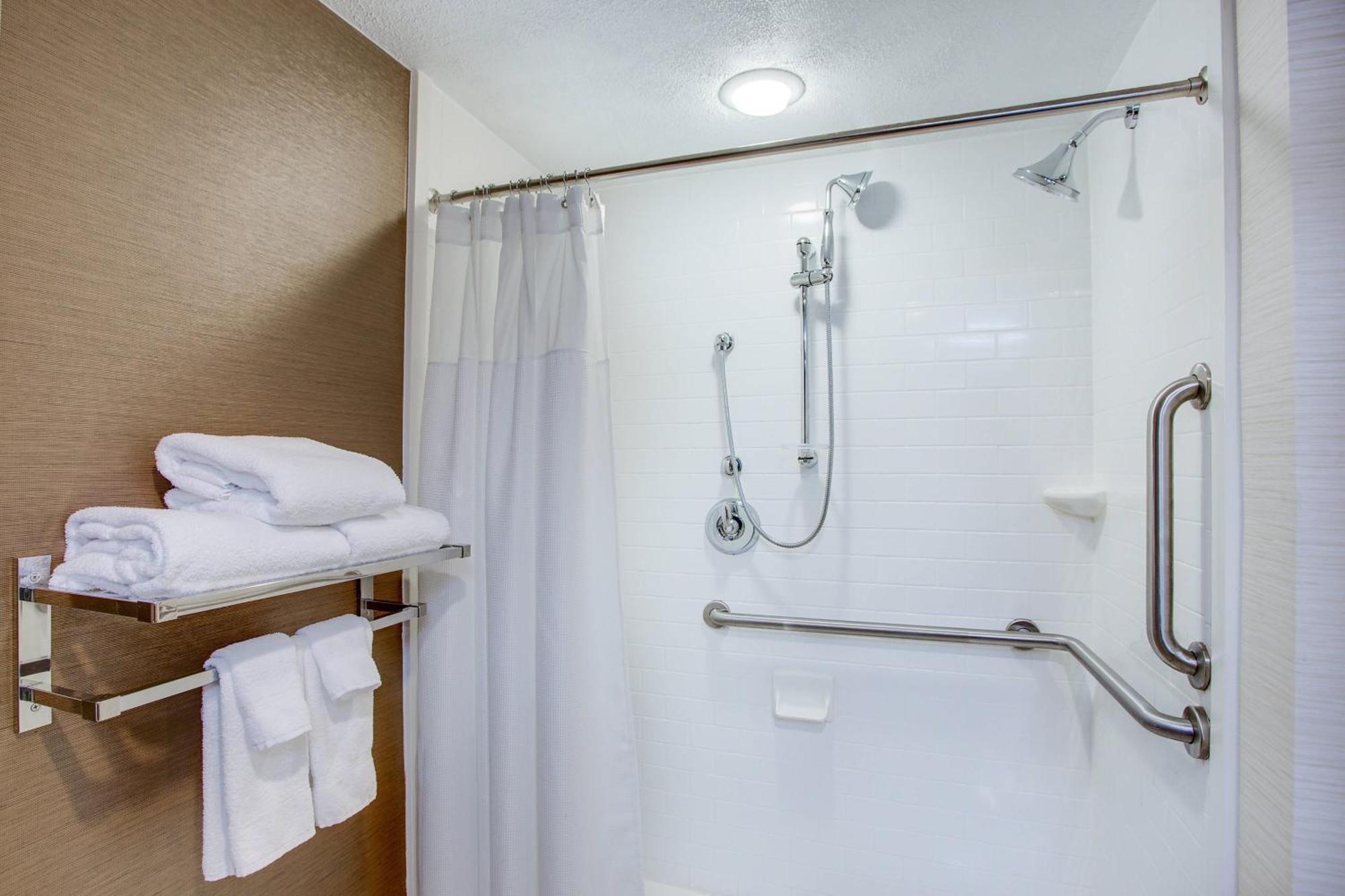 Fairfield Inn By Marriott Burlington Williston Екстериор снимка