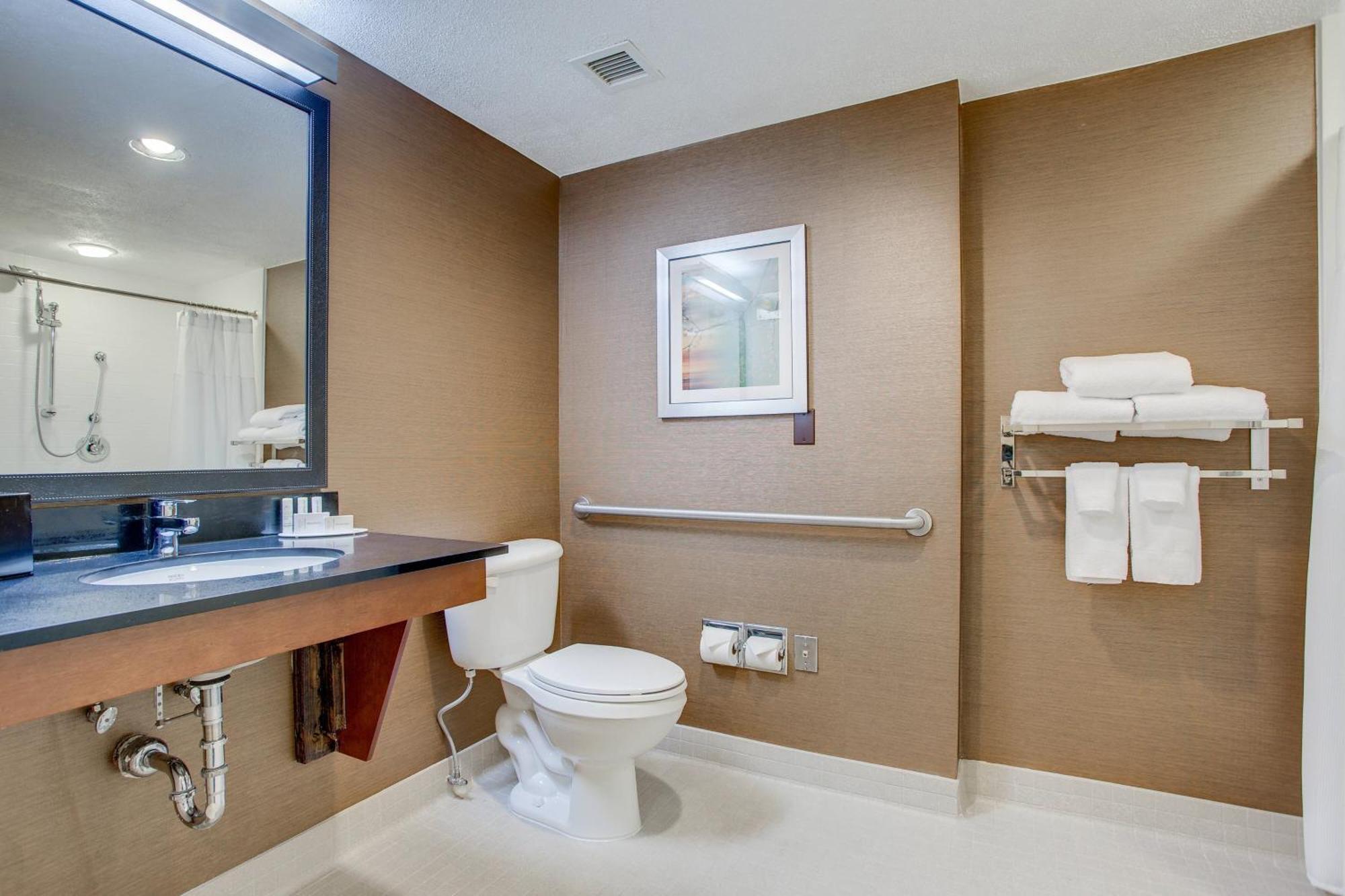 Fairfield Inn By Marriott Burlington Williston Екстериор снимка