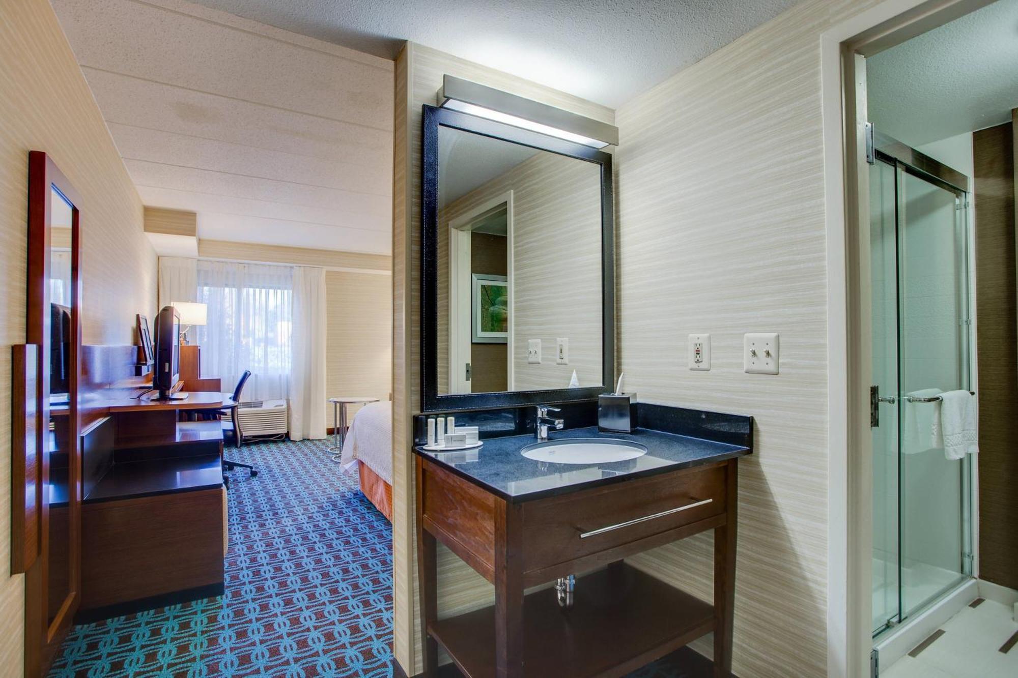 Fairfield Inn By Marriott Burlington Williston Екстериор снимка